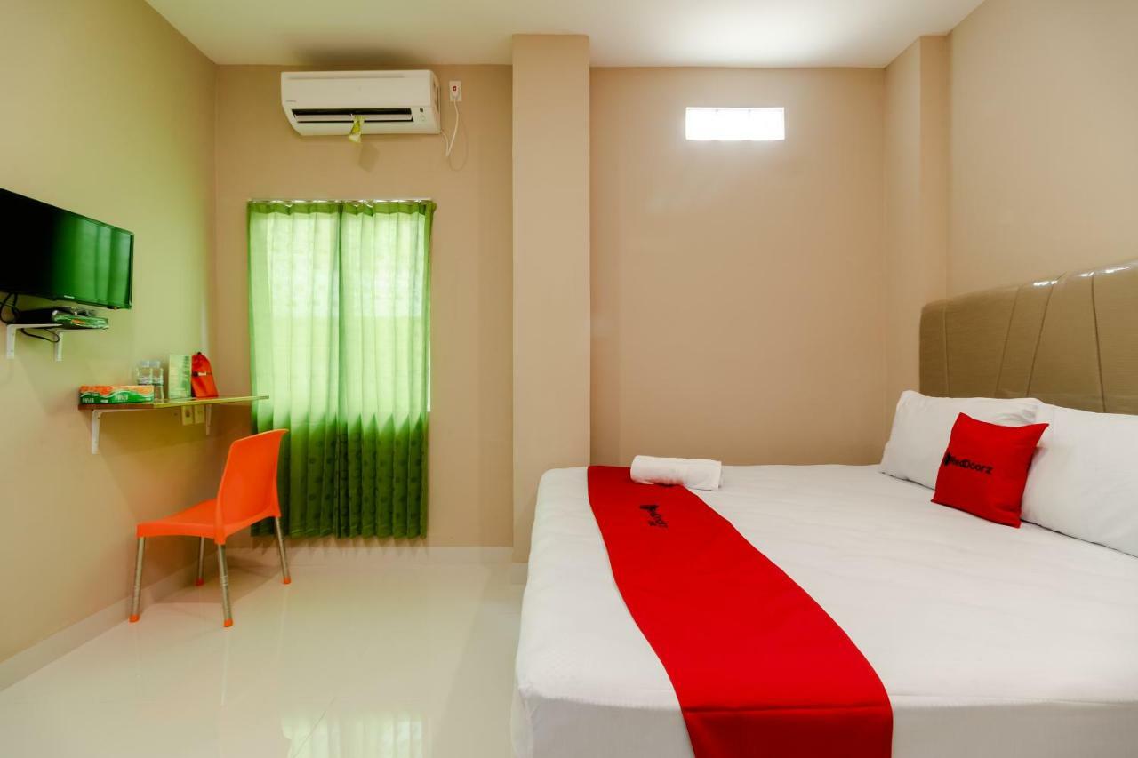 Reddoorz Syariah @ Panglima Polem Aceh Hotell Banda Aceh Exteriör bild